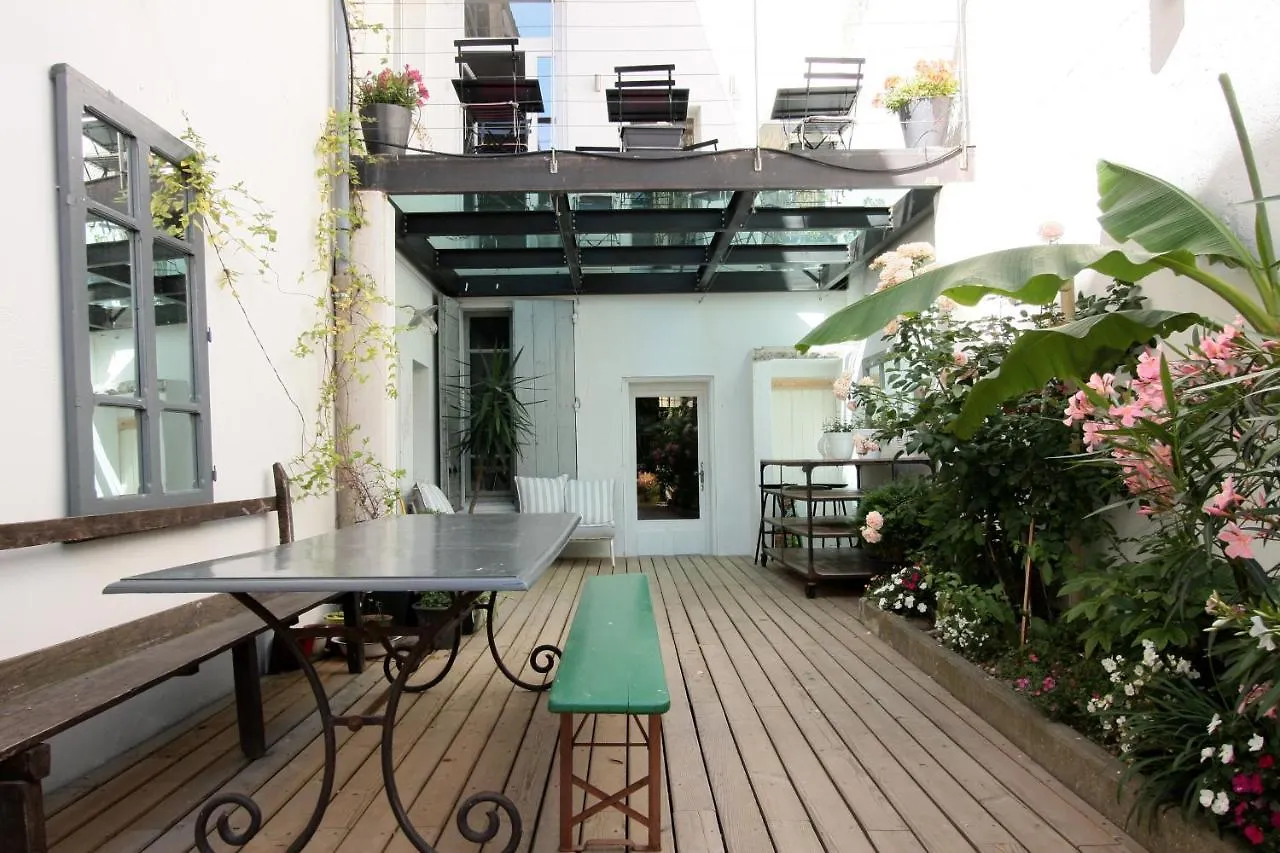 Bed & Breakfast La Maison D'Arles